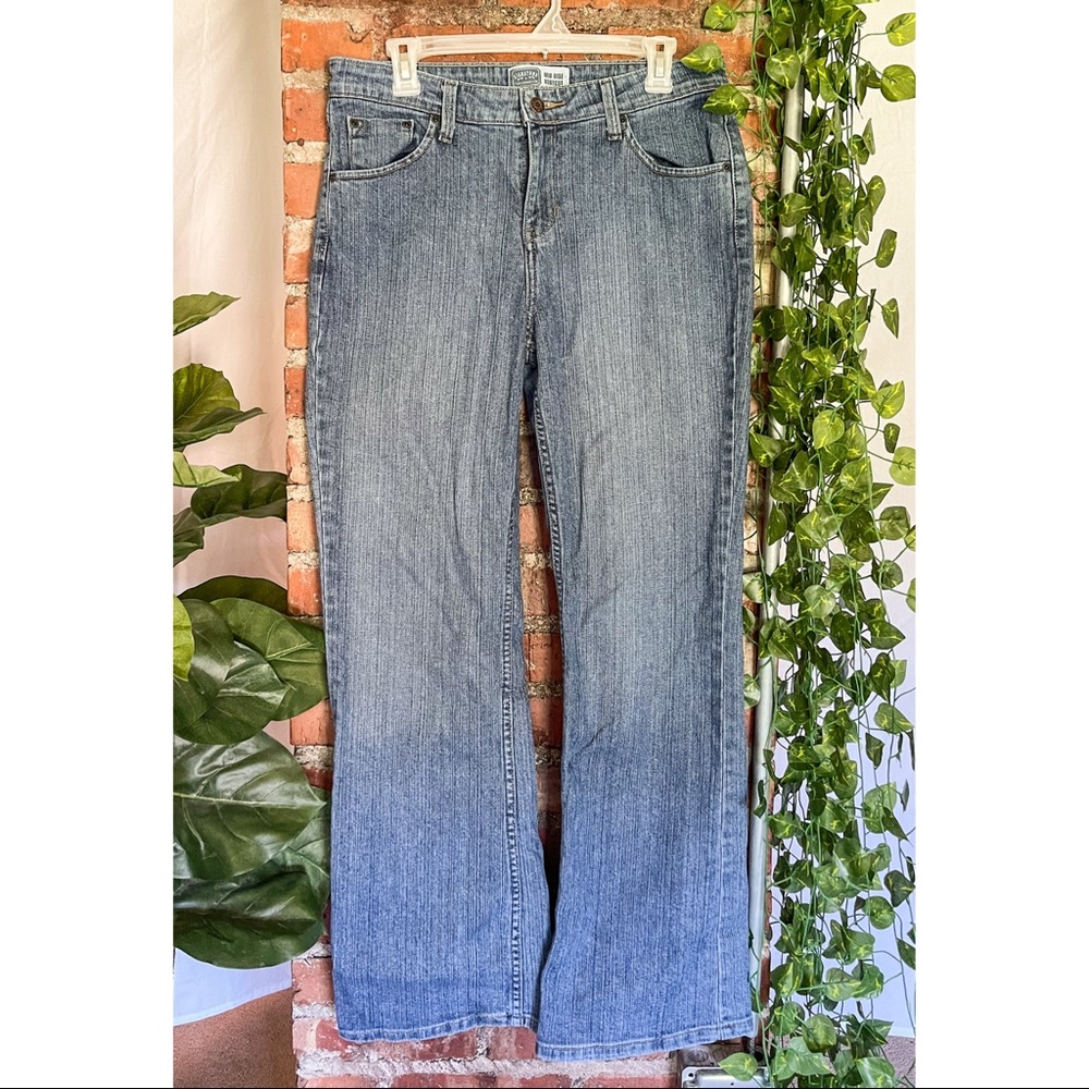 women’s signature by levi strauss mid rise bootcut jeans